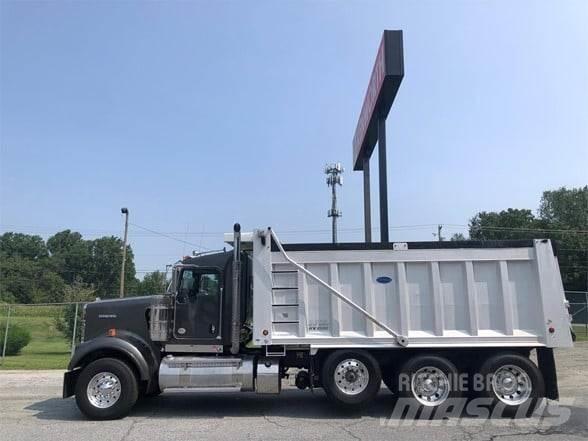 Kenworth W900B Dump Trucks