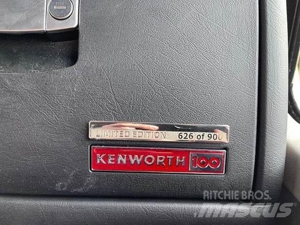 Kenworth W900L Conventional Trucks / Tractor Trucks