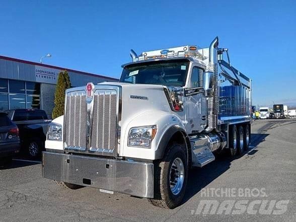 Kenworth W990 Dump Trucks