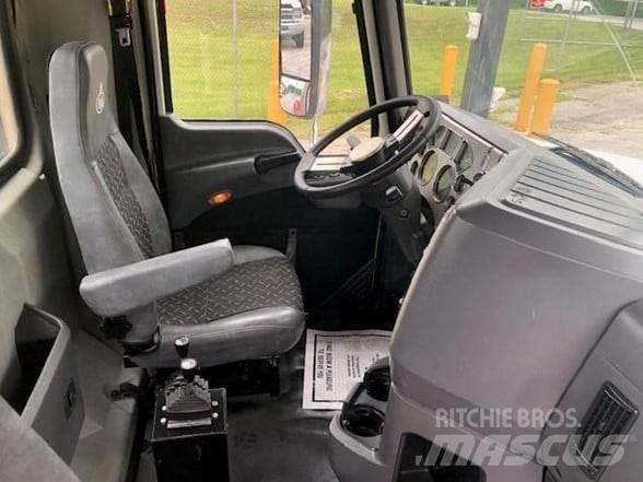 Mack GRANITE GU713 Garbage Trucks / Recycling Trucks