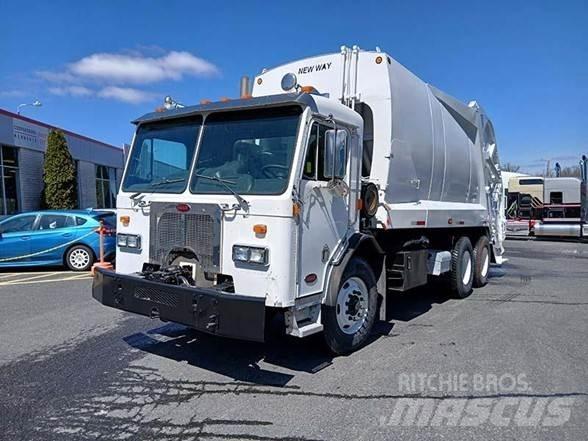 Peterbilt 320 Garbage Trucks / Recycling Trucks