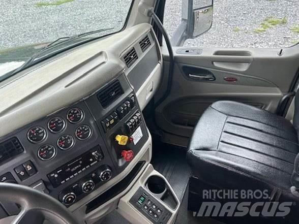 Peterbilt 567 Dump Trucks