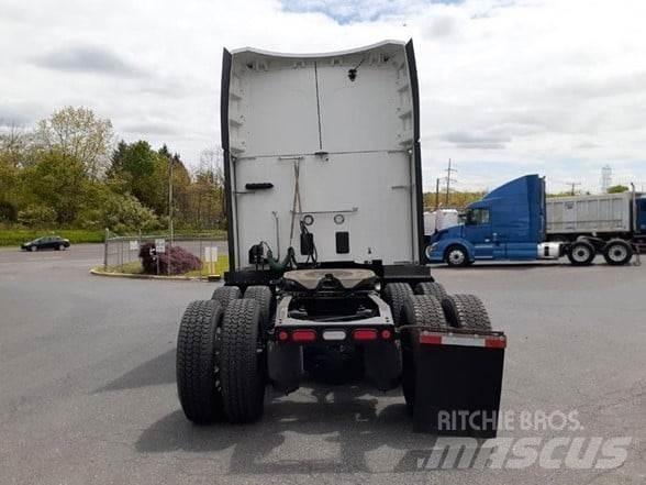 Peterbilt 579 Conventional Trucks / Tractor Trucks