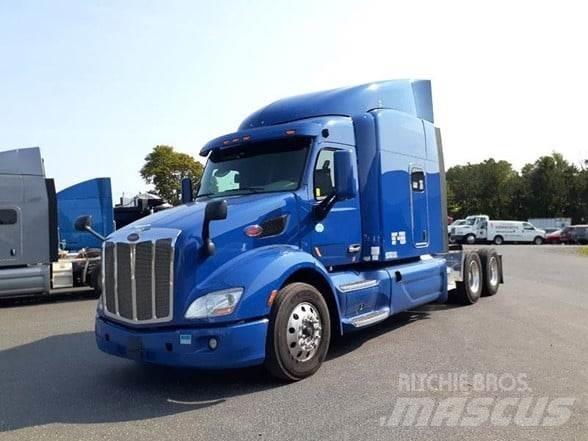 Peterbilt 579 Conventional Trucks / Tractor Trucks