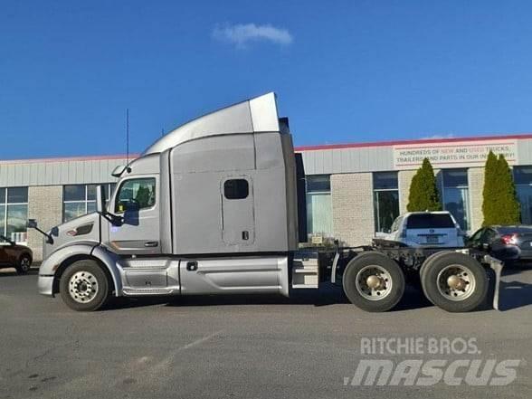 Peterbilt 579 Conventional Trucks / Tractor Trucks