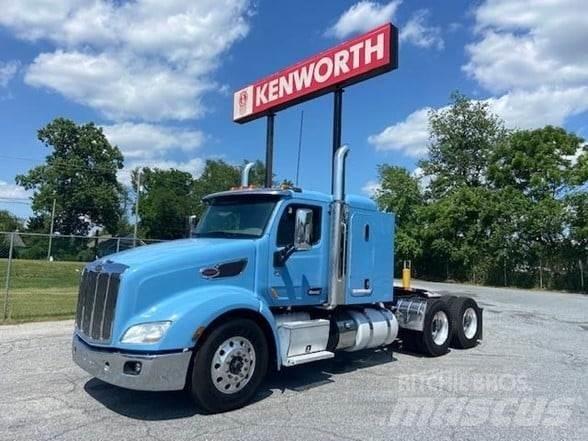 Peterbilt 579 Conventional Trucks / Tractor Trucks