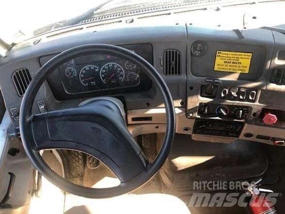 Sterling AT9500 Conventional Trucks / Tractor Trucks