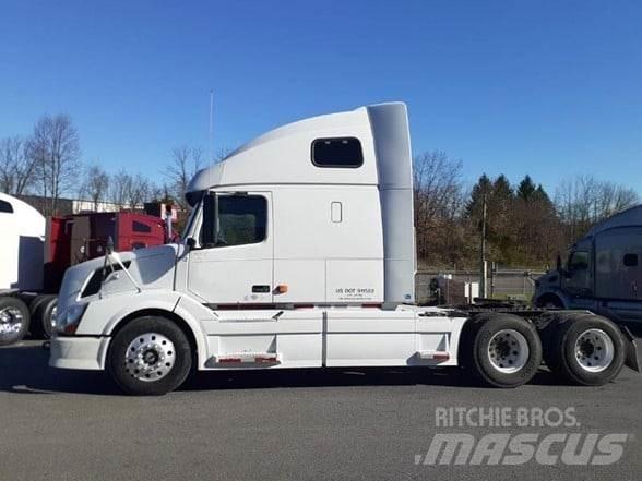 Volvo VNL64T670 Conventional Trucks / Tractor Trucks