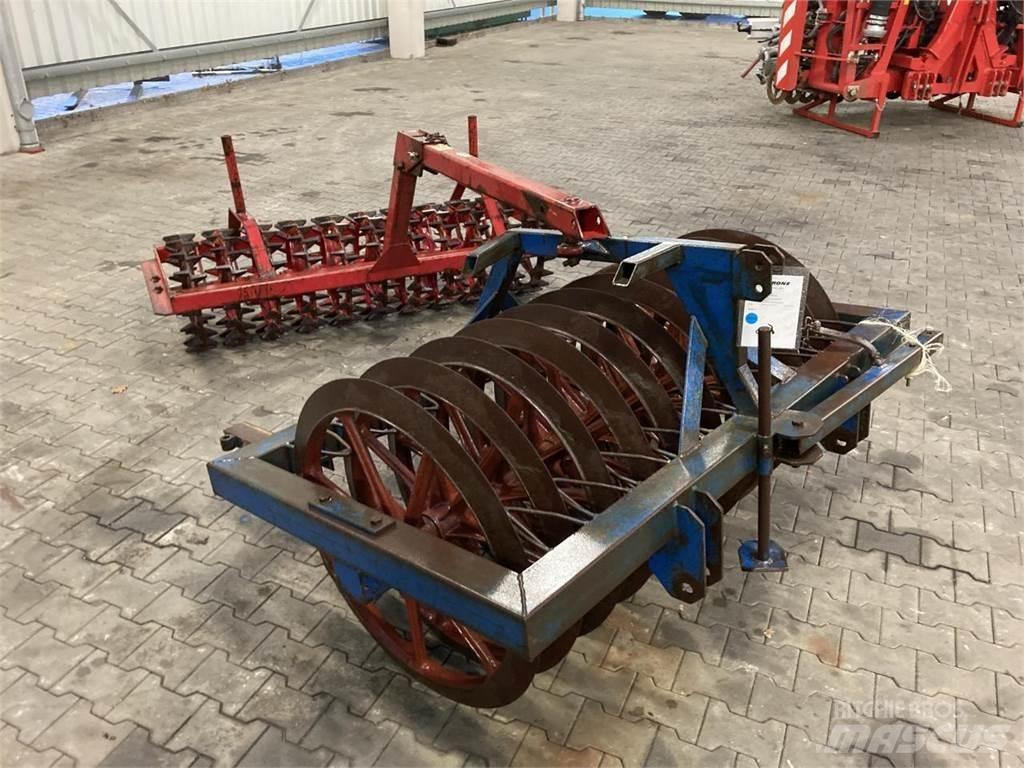  UNBEKANNT 1,80 m Rollers