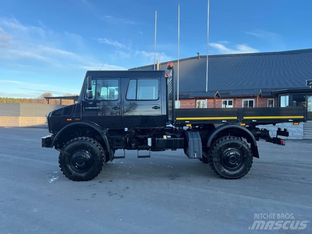 Mercedes-Benz Unimog Flatbed Trucks