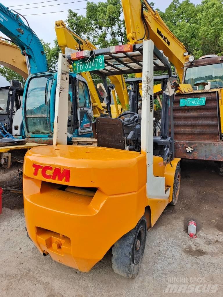 TCM FD 30 Diesel Forklifts