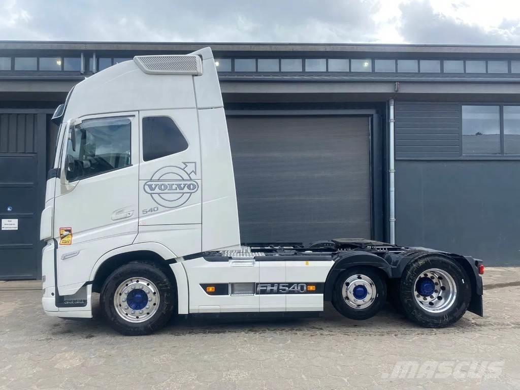 Volvo FH Conventional Trucks / Tractor Trucks