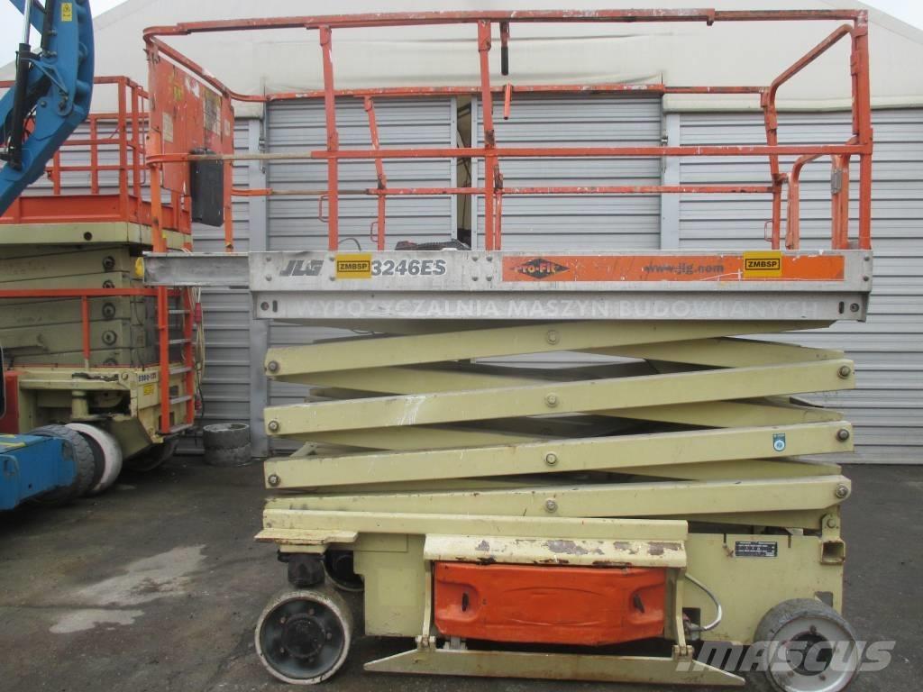 JLG 3246 ES Scissor Lifts