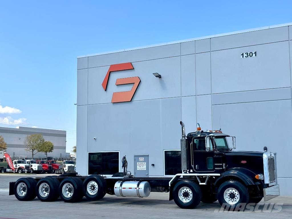 Peterbilt 357 Conventional Trucks / Tractor Trucks