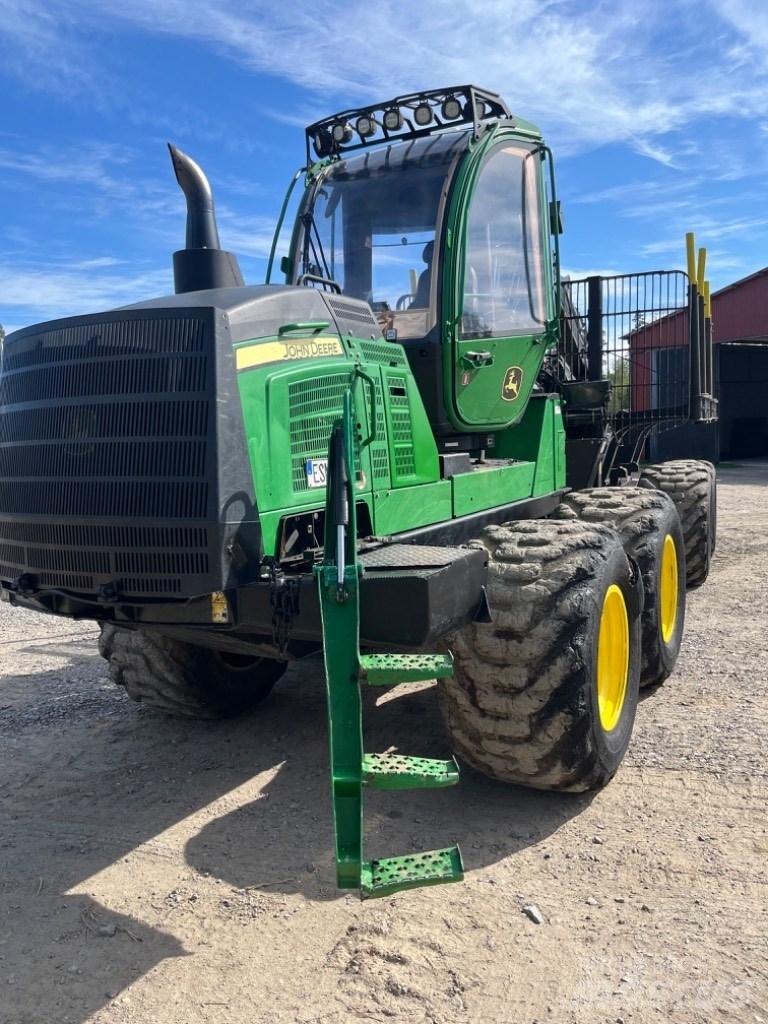 John Deere 1510G Forwarders