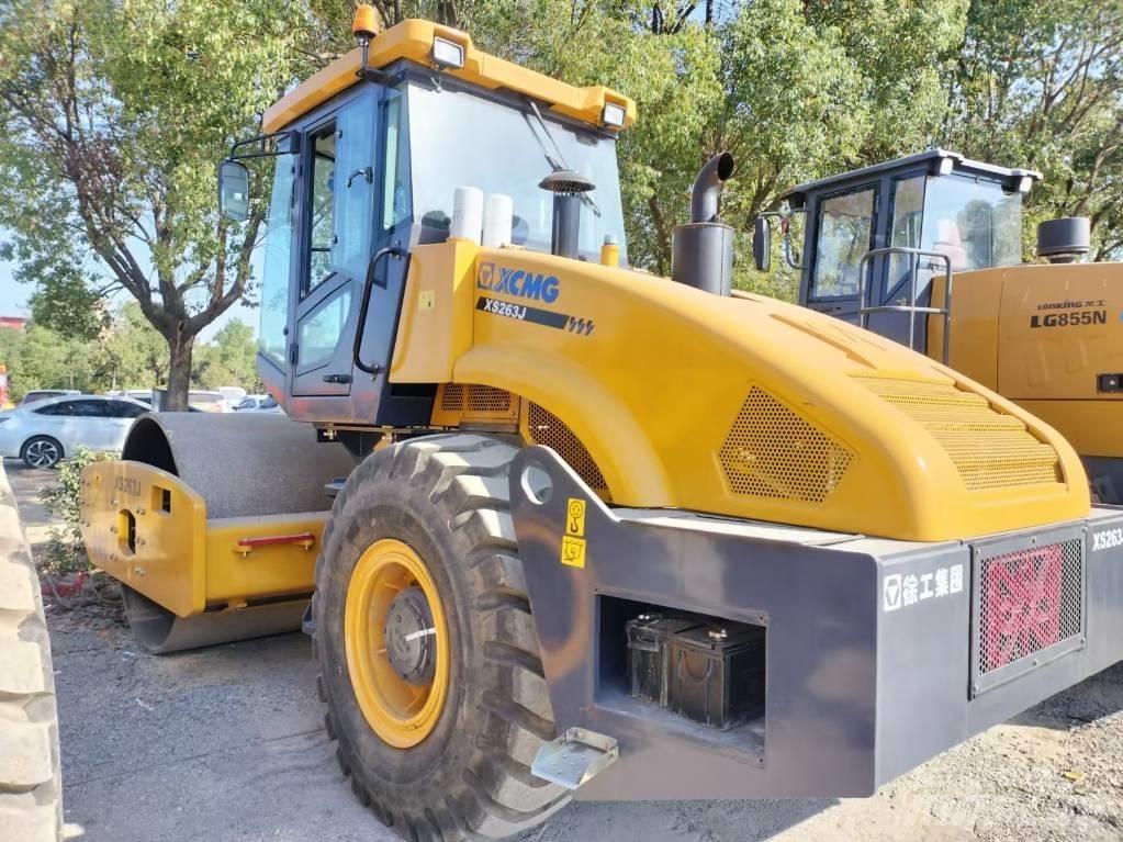 XCMG XS 263 J Single drum rollers