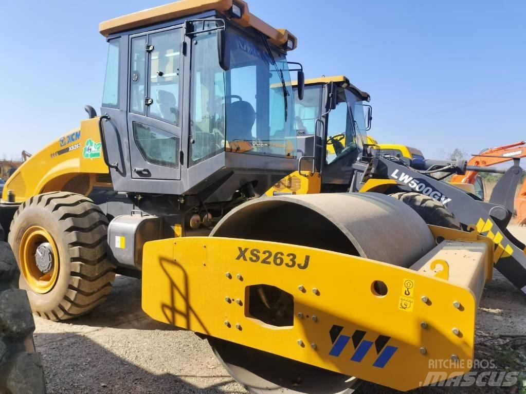 XCMG XS 263 J Single drum rollers