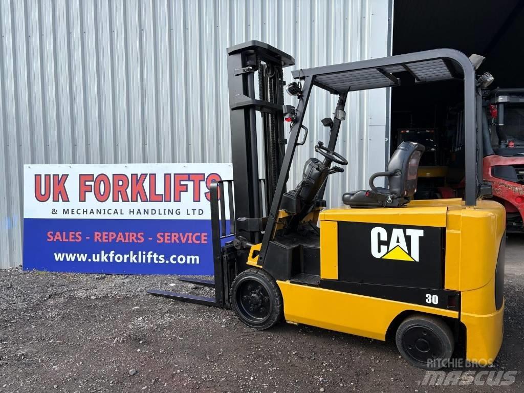 CAT EP 30 K Electric Forklifts