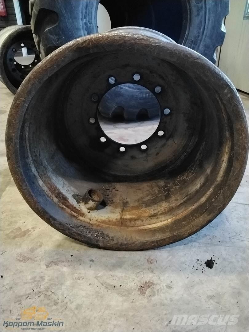 Valmet 890 24x26,5 Tires, wheels and rims