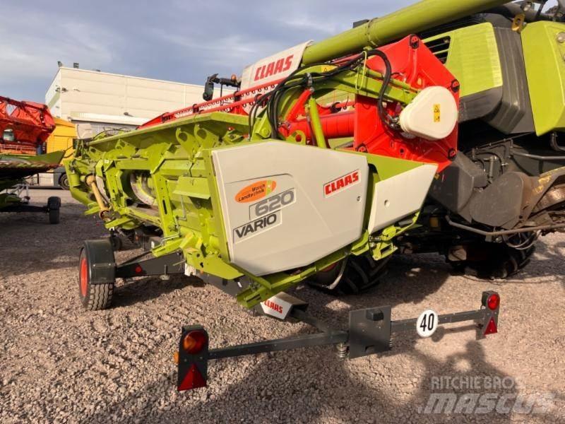 CLAAS TRION 530 Combine Harvesters