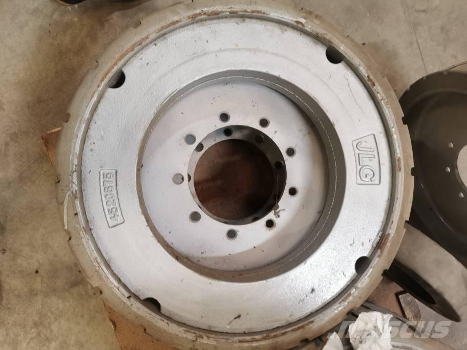 JLG E 300 AJP Tires, wheels and rims