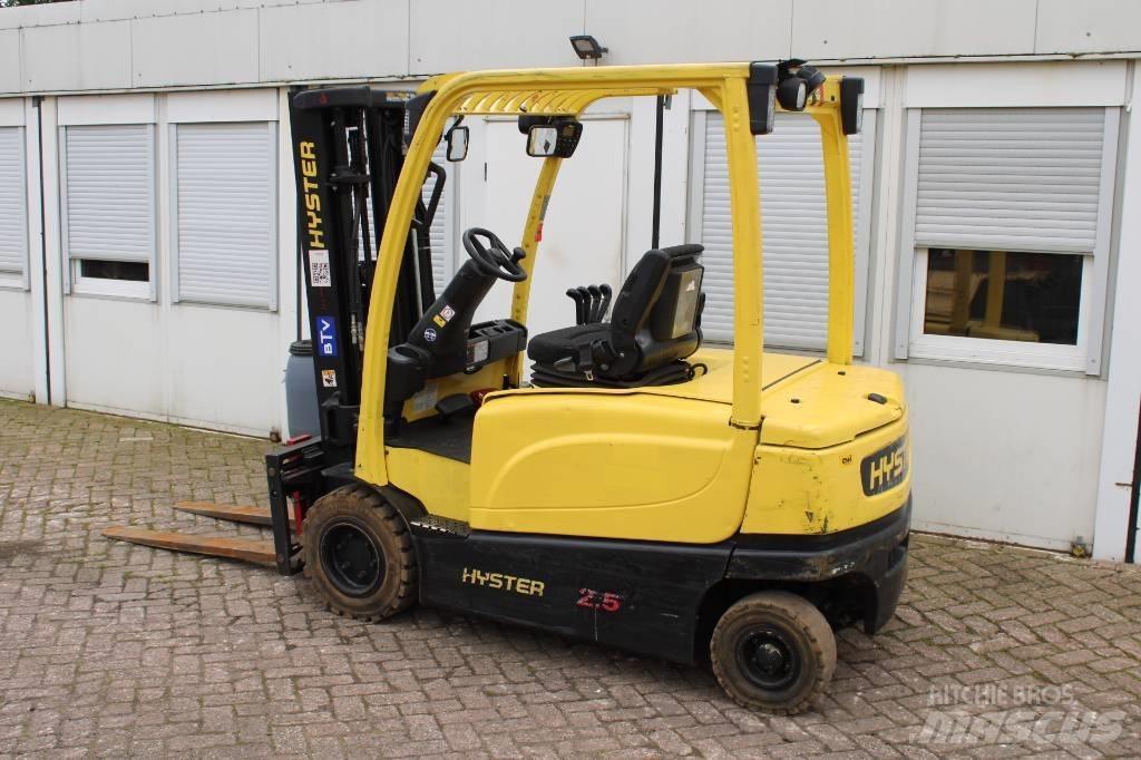 Hyster J2.5XN Electric Forklifts