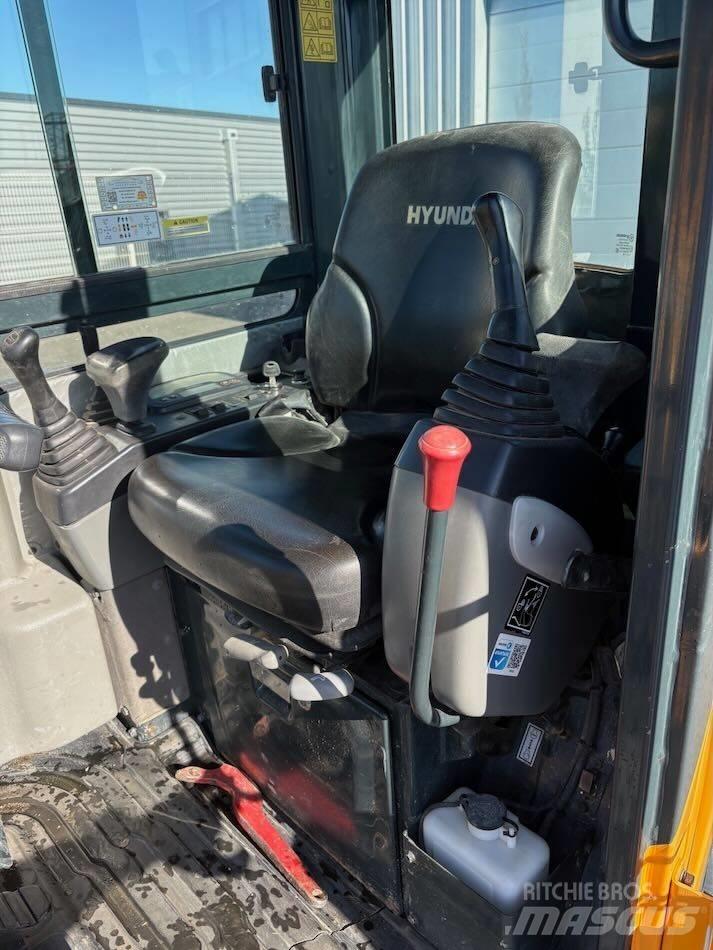 Hyundai R25Z-9 AK Mini Excavators <7t (Mini Diggers)