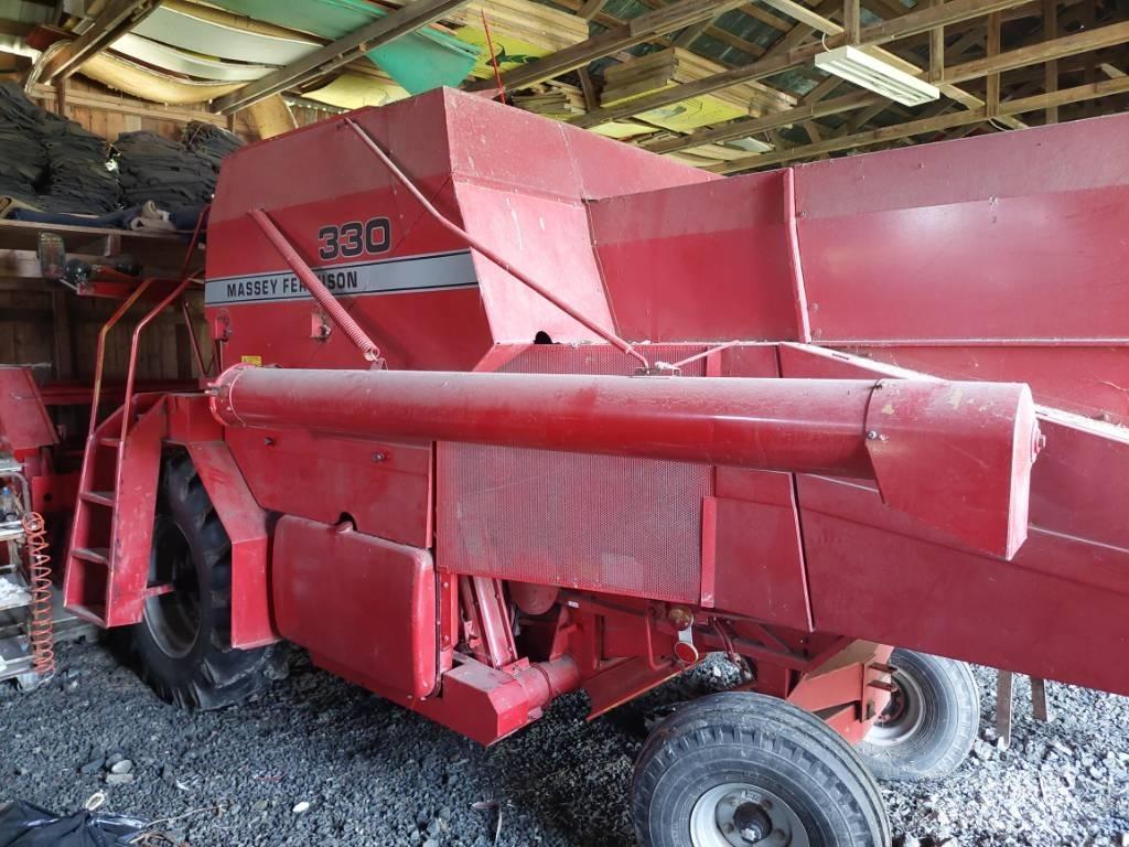Massey Ferguson 330 Combine Harvesters
