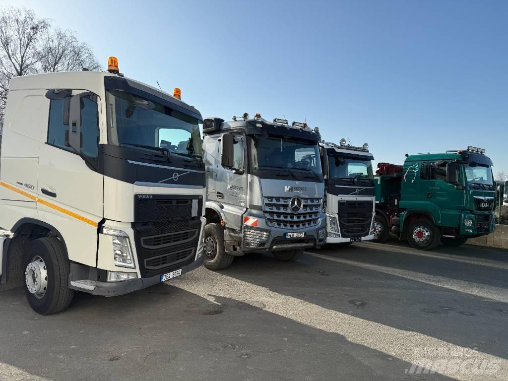 Volvo FH 460 Hook lift trucks