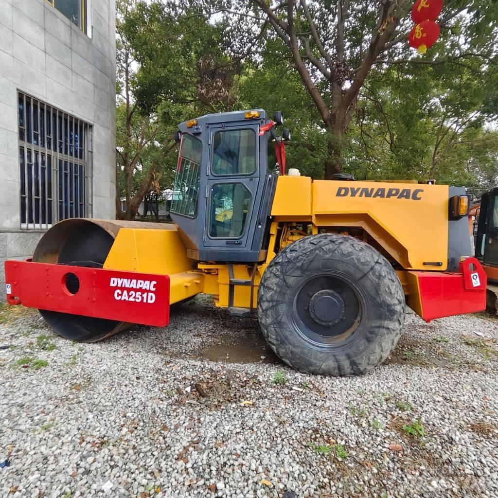 Dynapac CA251D Single drum rollers
