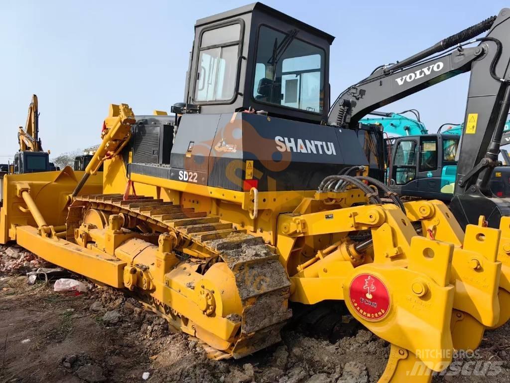 Shantui SD 22 Crawler dozers