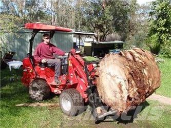  Small Loader 2027 Goods and Furniture Lifting Equipment