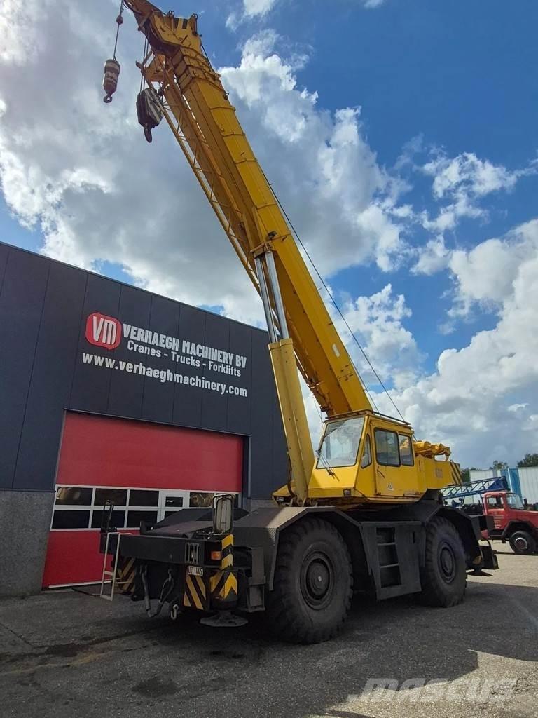 Tadano tr-400e Mobile and all terrain cranes