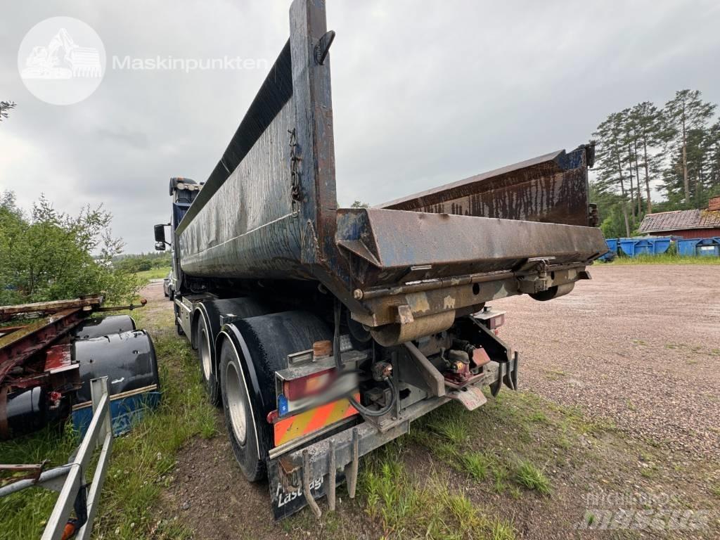 Volvo FH 480 Hook lift trucks