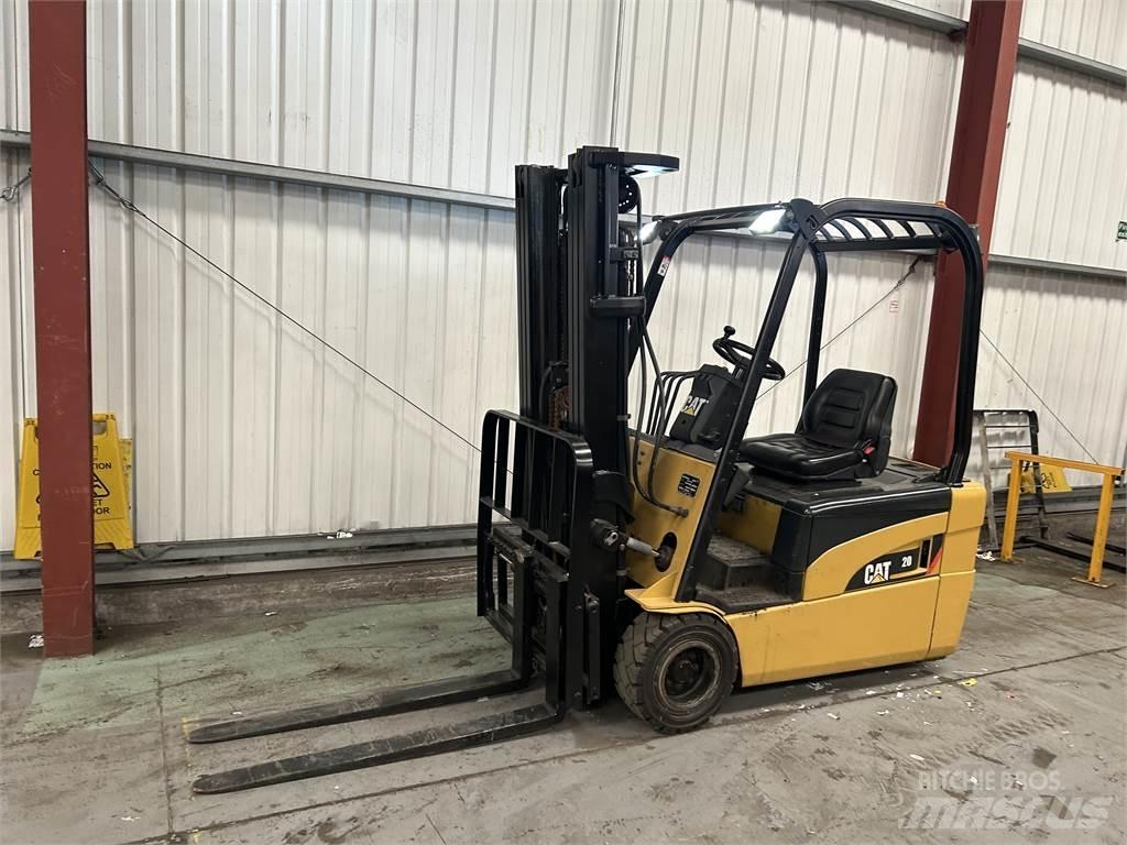 CAT EP20NT Electric Forklifts
