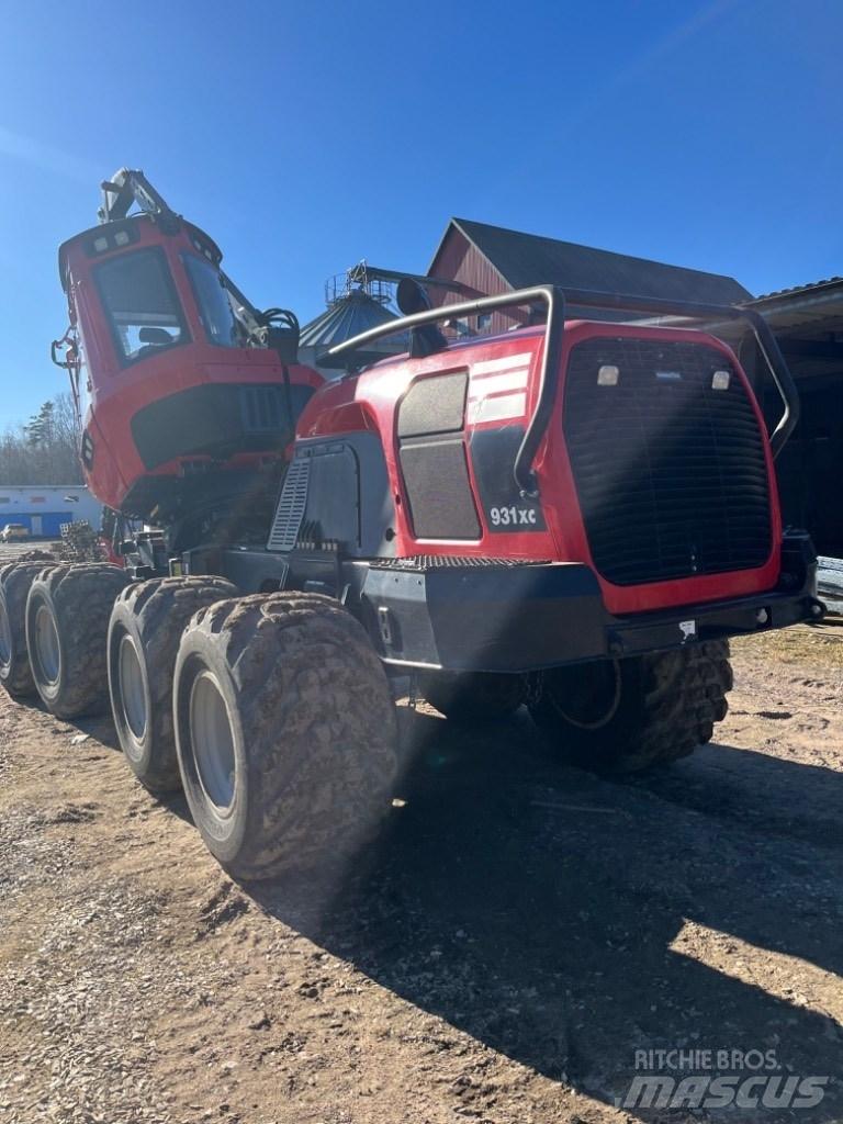 Komatsu 931 XC Harvesters