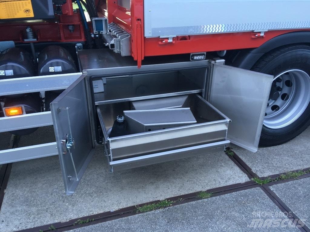 Scania R 560 Boom / Crane / Bucket Trucks