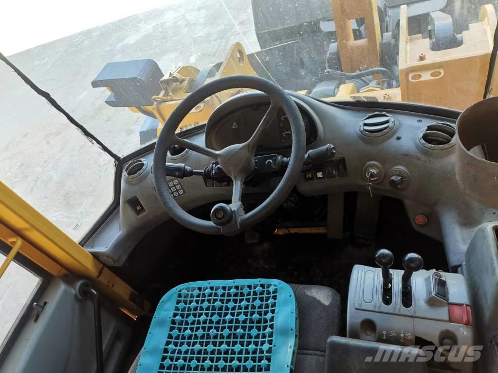 Volvo L 120 E Wheel Loaders