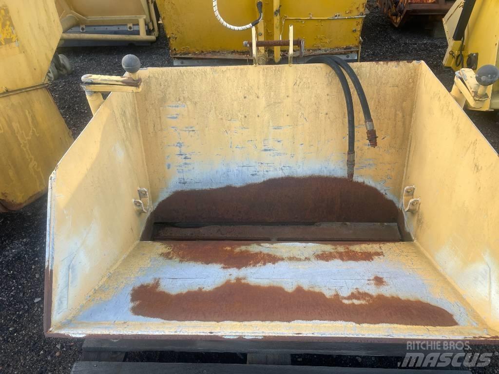Falköping S-3 Sand And Salt Spreaders
