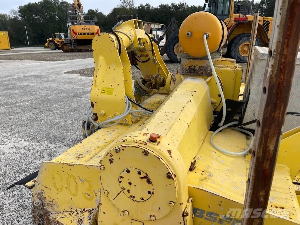Bomag BSF 2500 Asphalt Recycling Equipment
