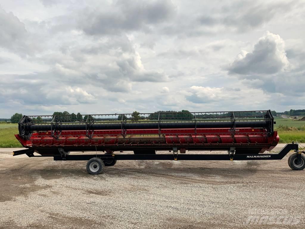 Case IH 3050 Harvester Headers