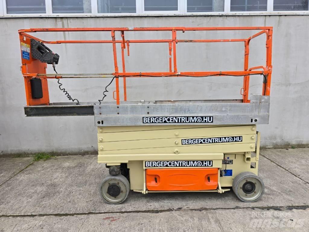 JLG 2630 ES Scissor Lifts