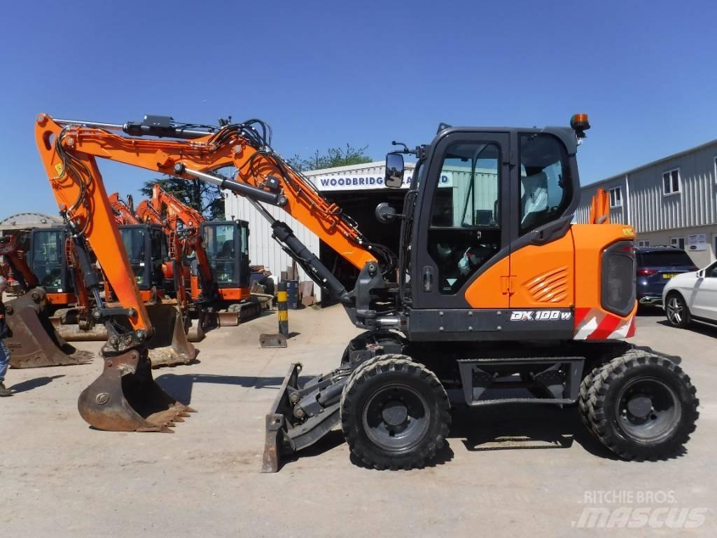 Doosan DX 100W-7 Wheeled Excavators