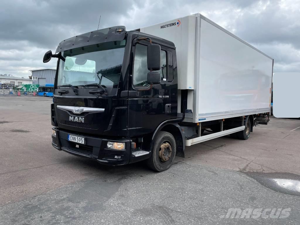 MAN TGL 12.220 BL Reefer Trucks