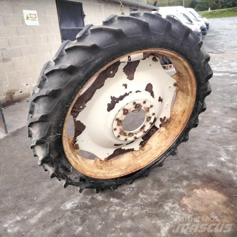 Taurus 9.5R44 Tires, wheels and rims