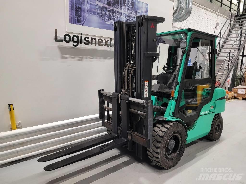 Mitsubishi FD35NTD Diesel Forklifts