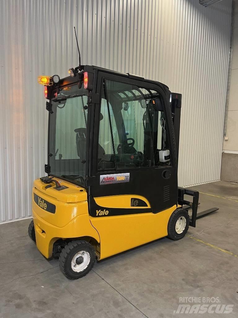 Yale ERP20VF Electric Forklifts