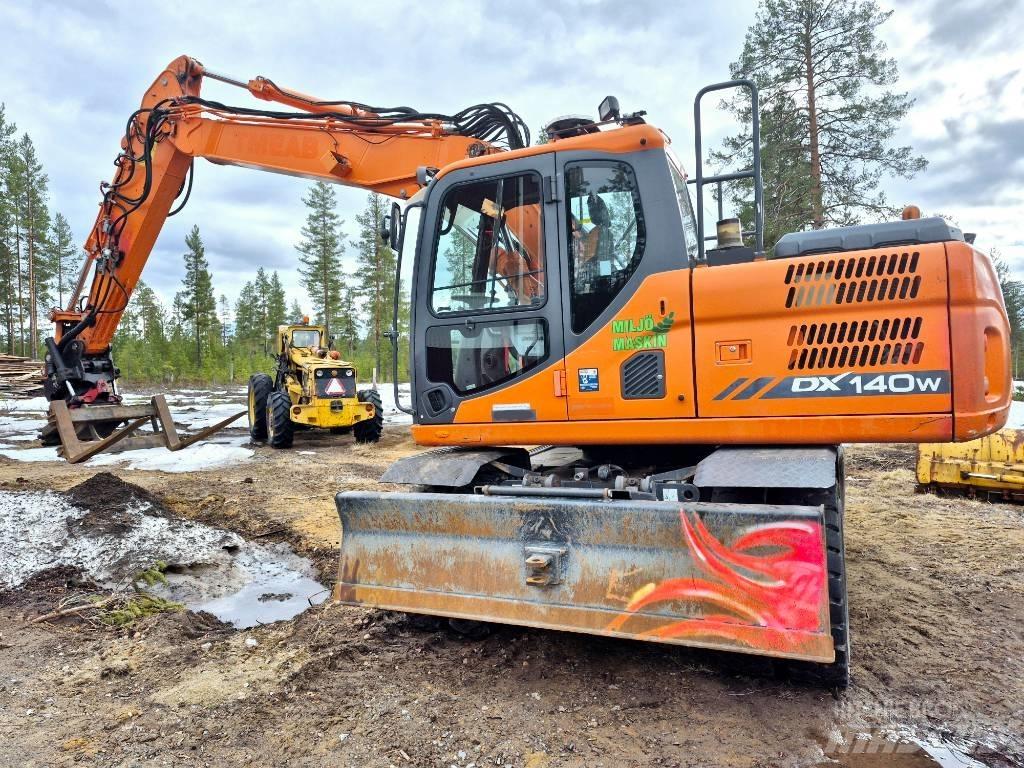 Doosan DX 140 W-3 Wheeled Excavators