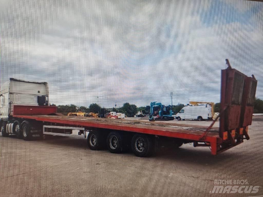 Montracon 3 Axles Lowboy Trailers