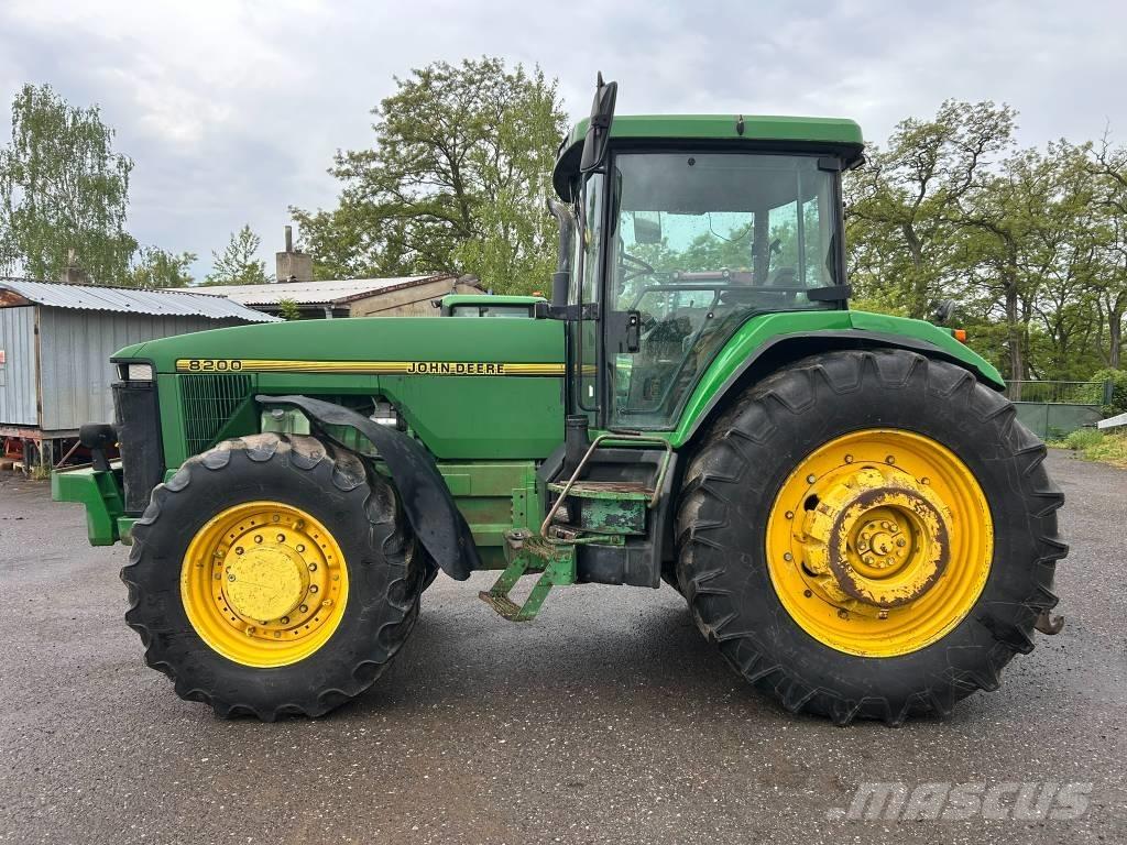 John Deere 8200 Tractors